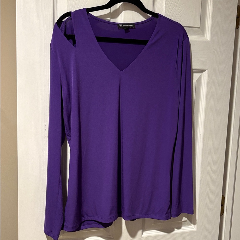 INC International Concepts Purple Top